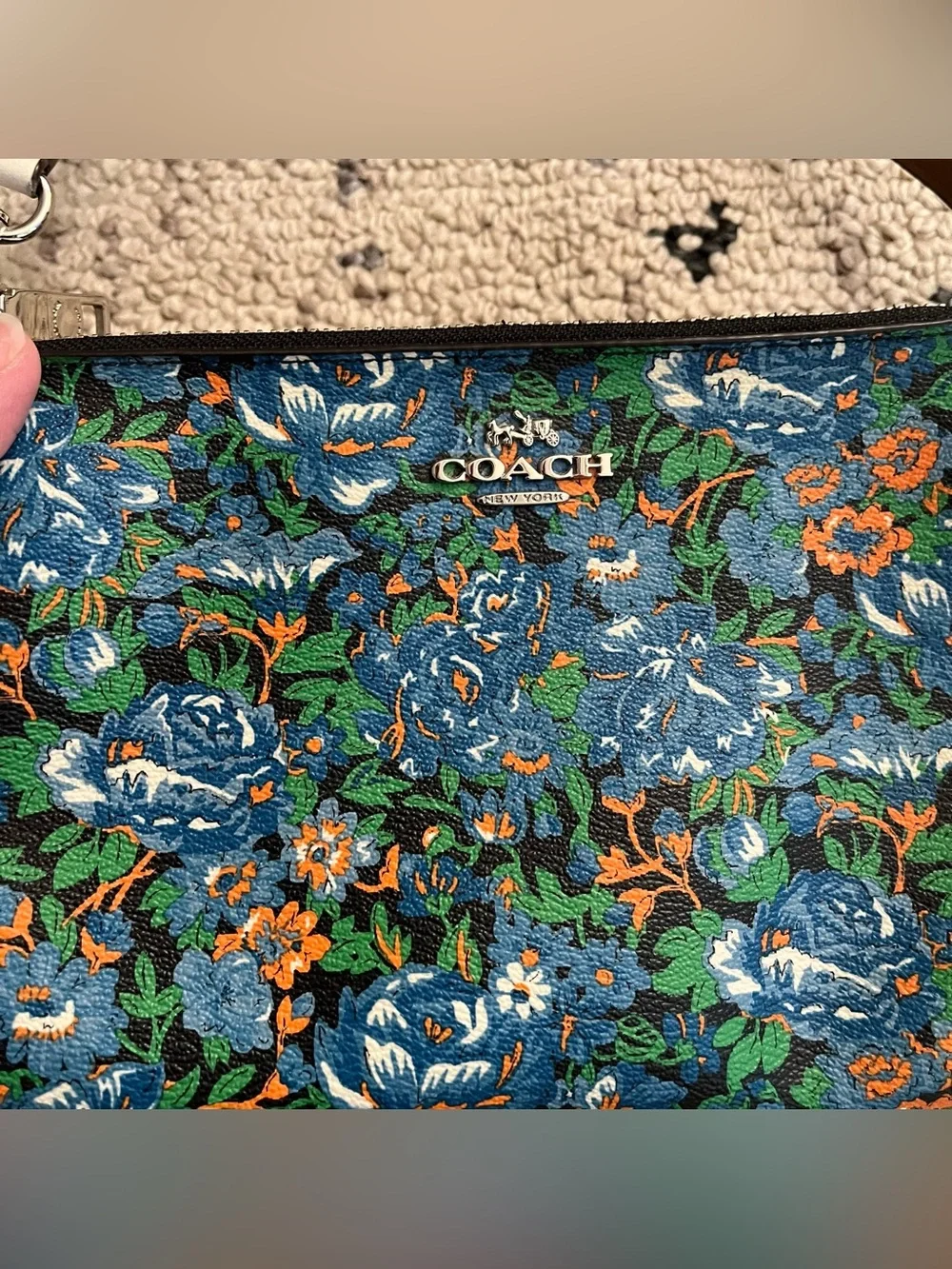 Coach Zip Lyla Crossbody Cluster Floral Print Coated Canvas Feminine Adjustable